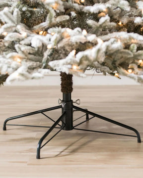 Árvore de Natal Nevada Frosted Fraser com Galhos Articulados, Suporte Metálico e Micro LEDs Embutidos